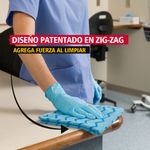 Paño-de-Microfibra-HYGEN--Azul-40-x-40-cm-en-uso-diseño-patentado-en-zig-zag