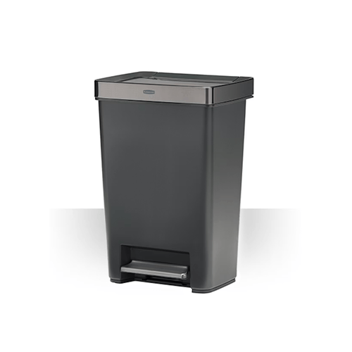 Bote de basura con pedal de 47 L Premier® Serie III con aro de acero inoxidable**