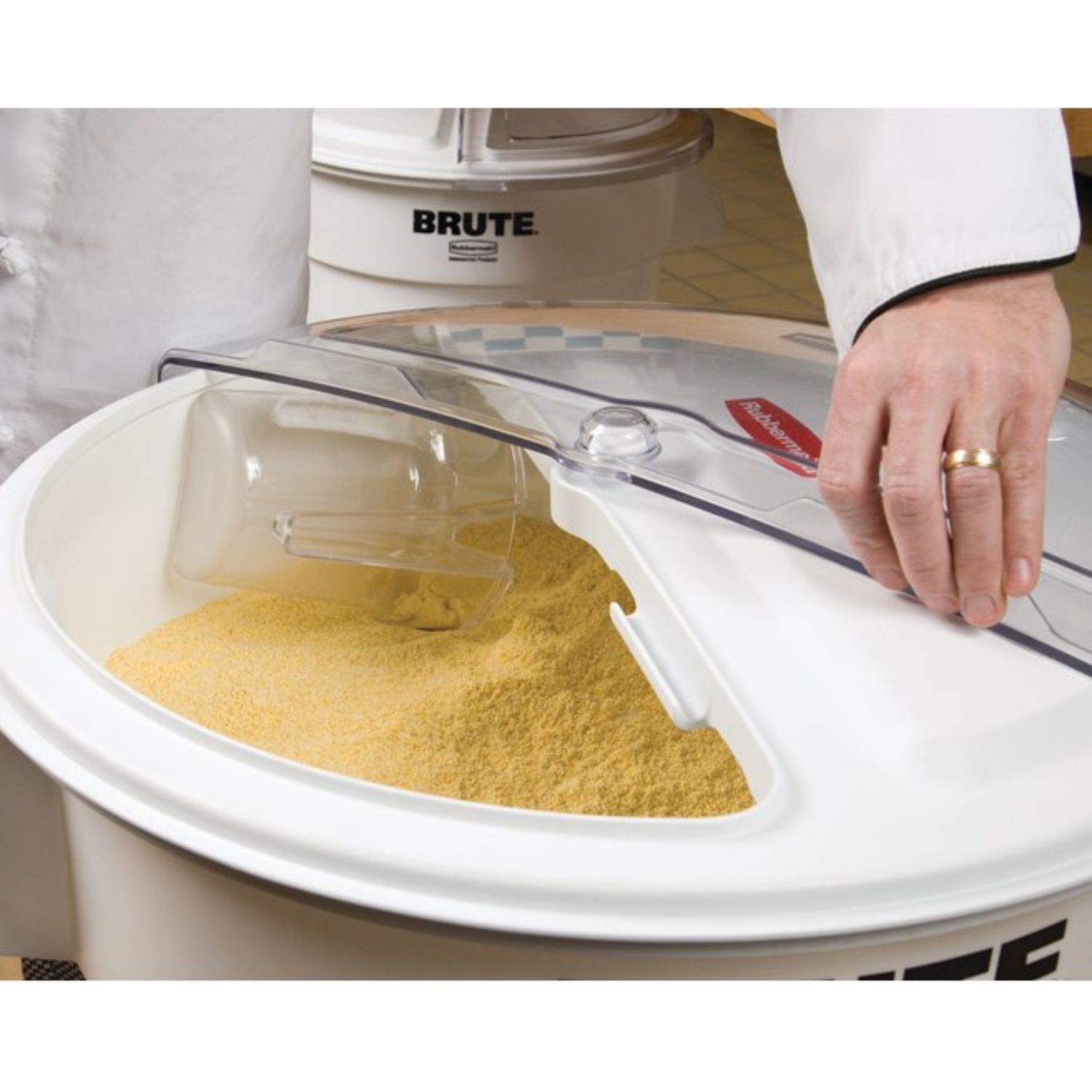 Tapa deslizante ProSave® con cuchara medidora para contenedor Brute® de 75 L